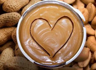 Benefits of Peanut Butter for Bodybuilders